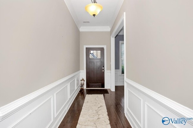 Building Photo - 216 SW Winterbranch Rd