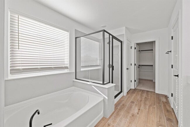 Building Photo - 240 Harbors Ln