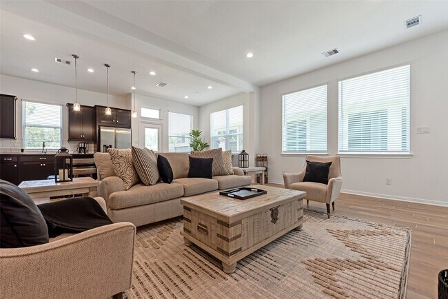 Building Photo - 343 E Coralburst Lp