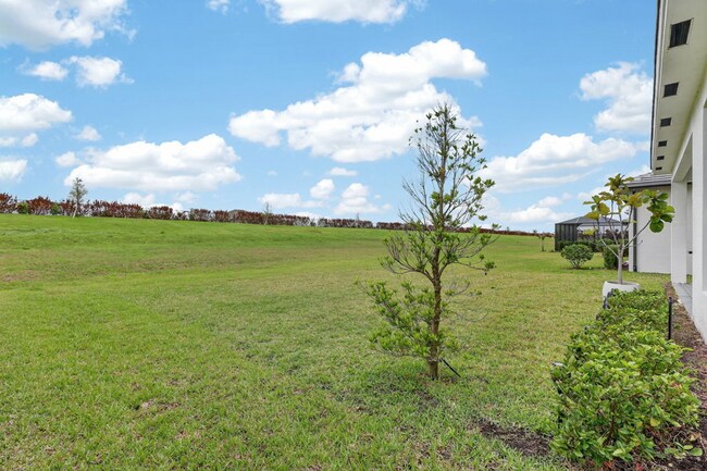 Building Photo - 10195 SW Latium Wy