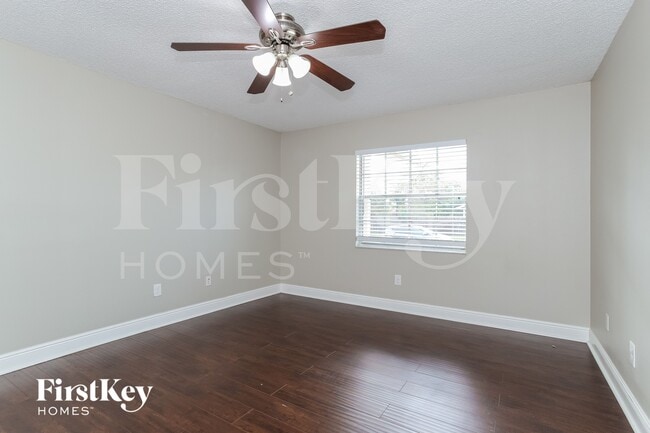 Building Photo - 11107 Finchley Pl