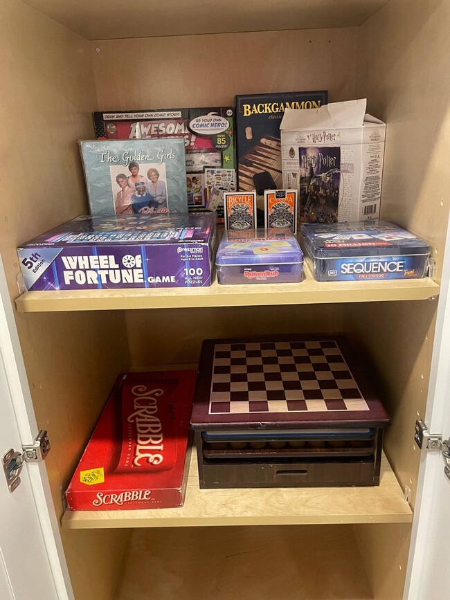 Building Photo - 1059 Gillespie Dr