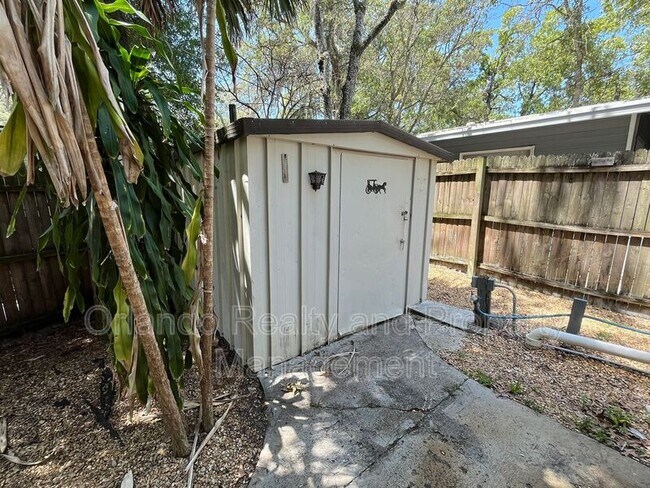 Building Photo - 3000 Clarcona Rd