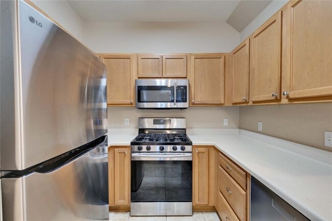 Building Photo - 14116 Harris Ridge Blvd