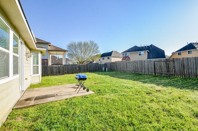 Building Photo - 5528 Gemstone Park Rd