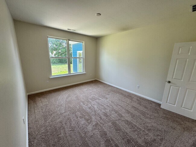 Building Photo - 2427 Sheek Rd