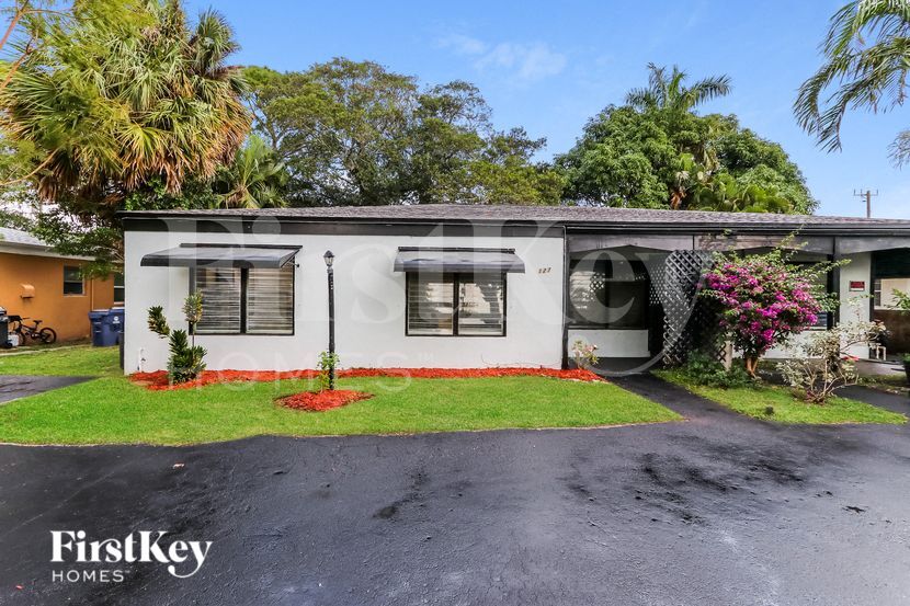 Primary Photo - 127 2nd St