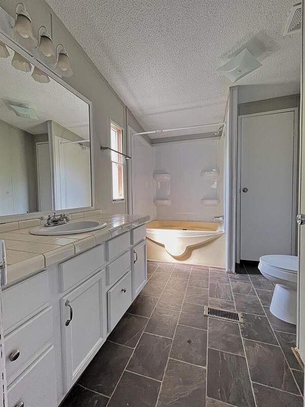 Building Photo - 4636 Rainbow Ln