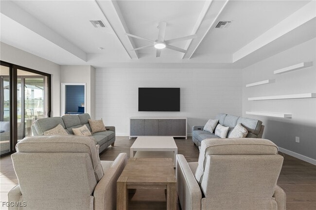 Building Photo - 10575 Timber Creek Dr