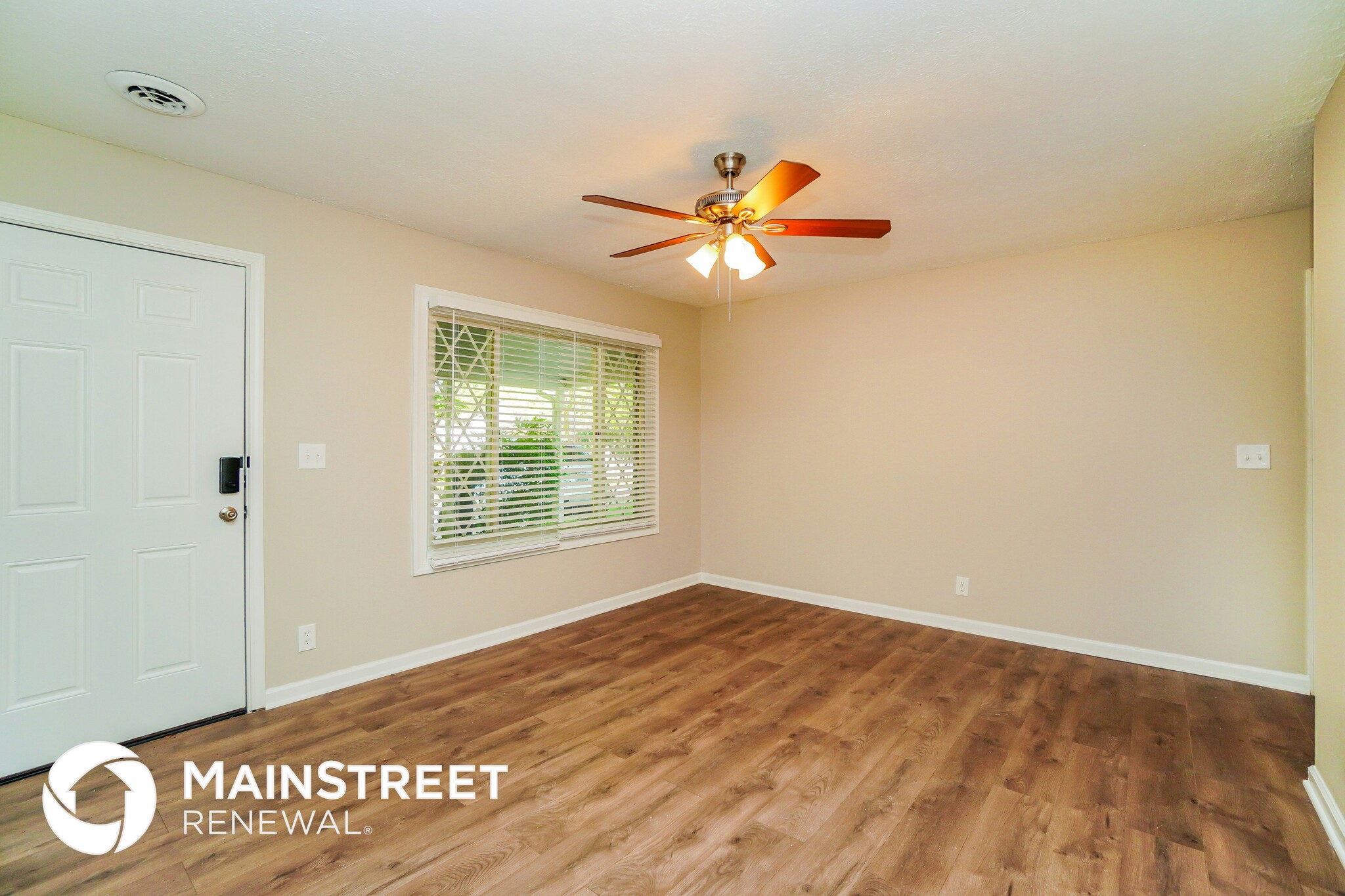 Building Photo - 200 Crestview Dr