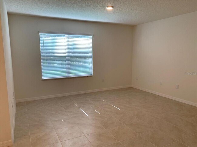 Building Photo - 361 Nowell Lp