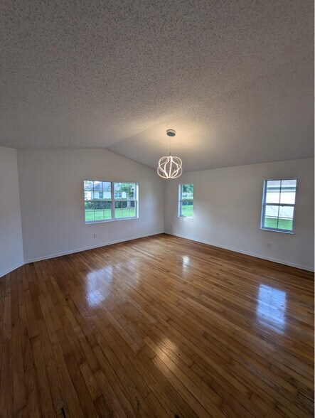 Building Photo - 103 Beauford Ln