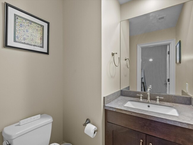 Building Photo - 1616 Rosewood St