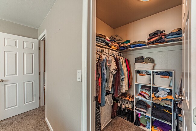 Building Photo - 3158 Breckenridge Dr W