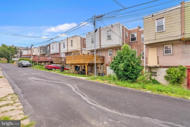 Building Photo - 7010 Cedar Park Ave