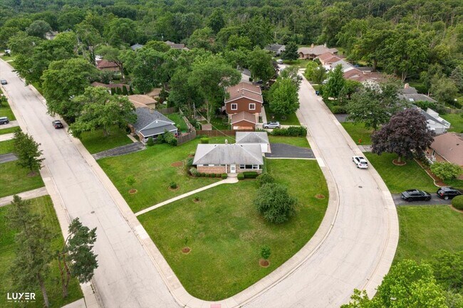 Building Photo - 1032 Whitfield Rd