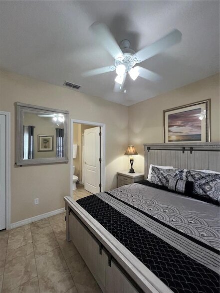 Building Photo - 2459 Caravelle Cir