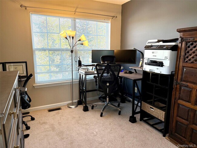 Building Photo - 1 Ford Ct