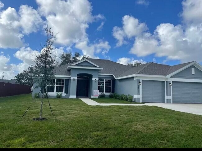 Front of home - 5237 NW Reba Cir