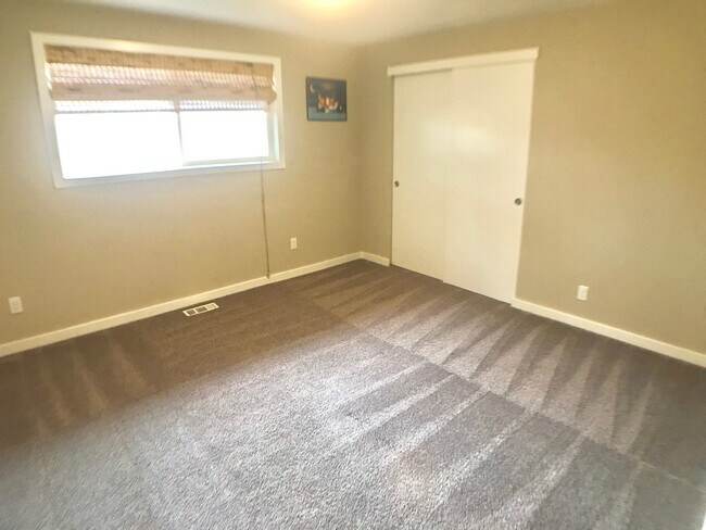 Building Photo - Great House for Rent