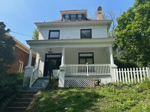 Building Photo - 410 W Swissvale Ave