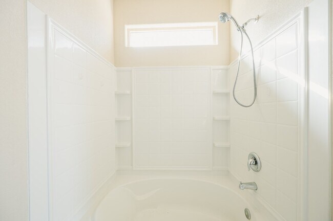 Building Photo - 6919 Kate Reed Dr