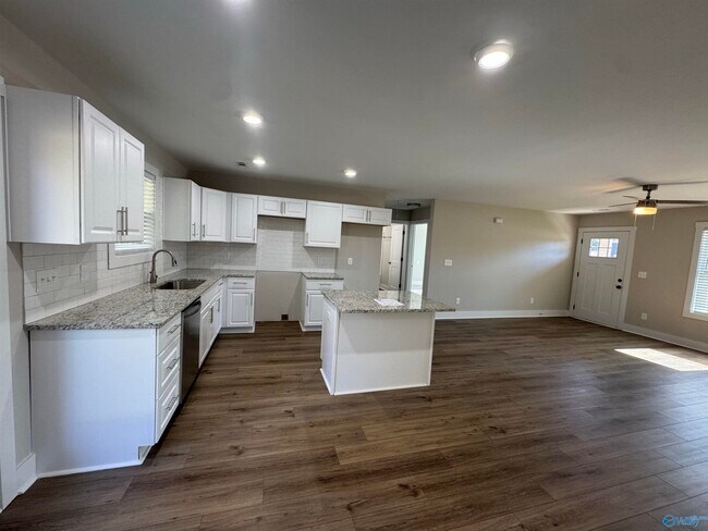 Building Photo - 2714 Winchester Rd NW