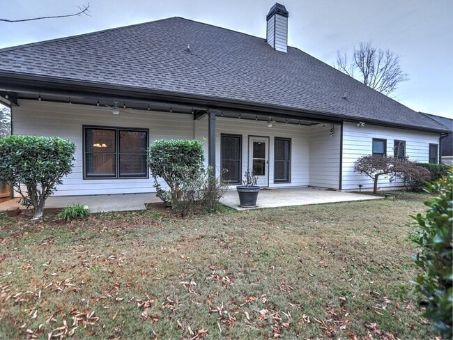 Building Photo - 3221 Summer Stream Ln