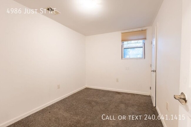 Building Photo - 4986 Just St NE