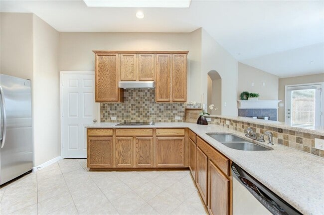 Building Photo - 5806 Cedar Field Way