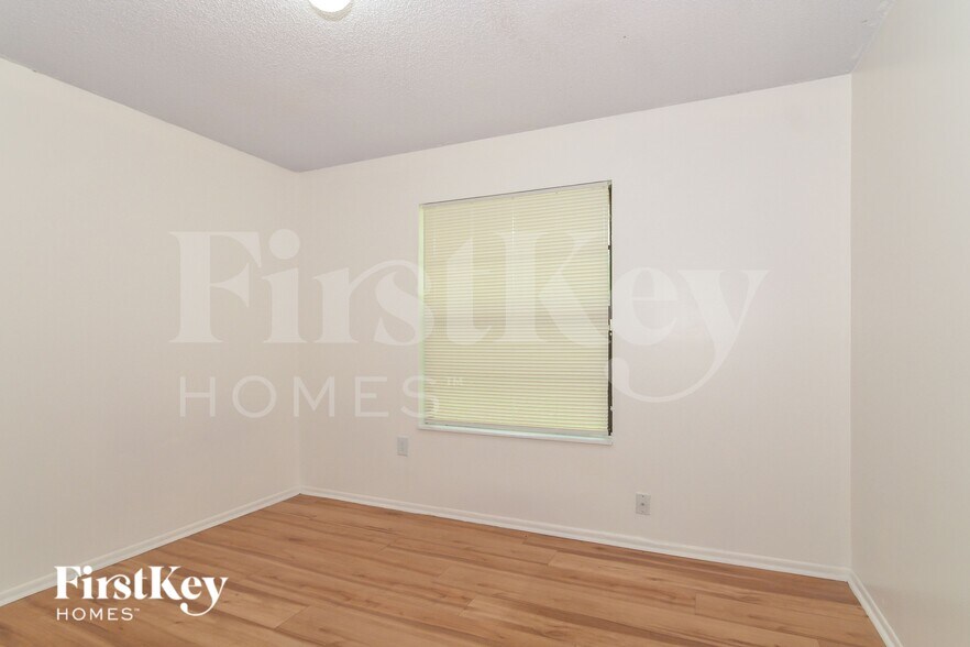 Building Photo - 3228 Curry Woods Cir