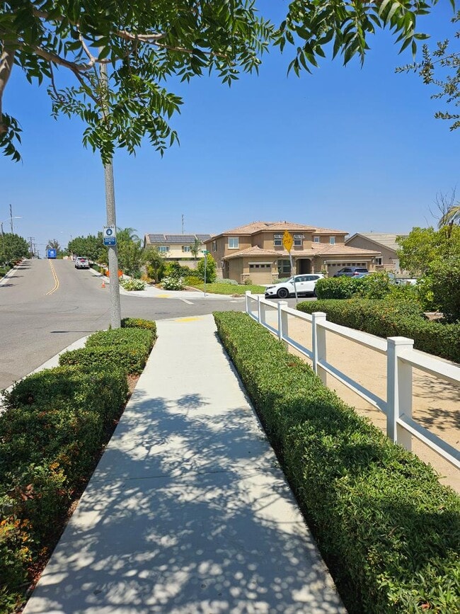 Building Photo - 11589 Weir Wy