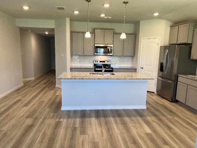 Building Photo - 5713 Berkley Heights Dr