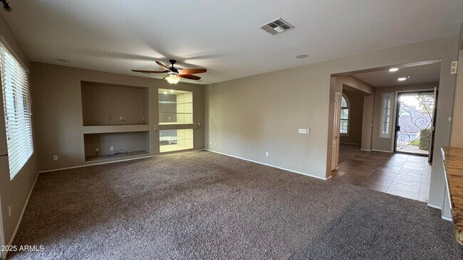 Building Photo - 15165 N 143rd Ave