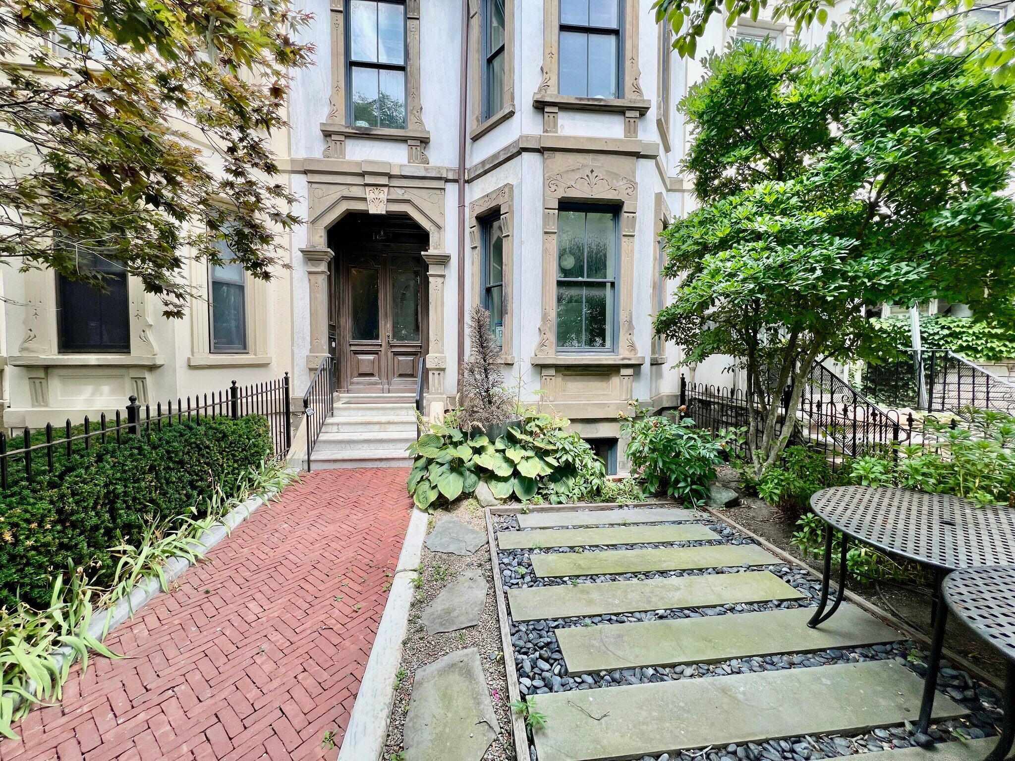 Building Photo - 1607 Tremont St