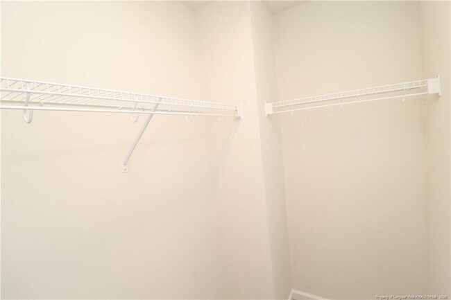 Building Photo - 755 Amarra Dr