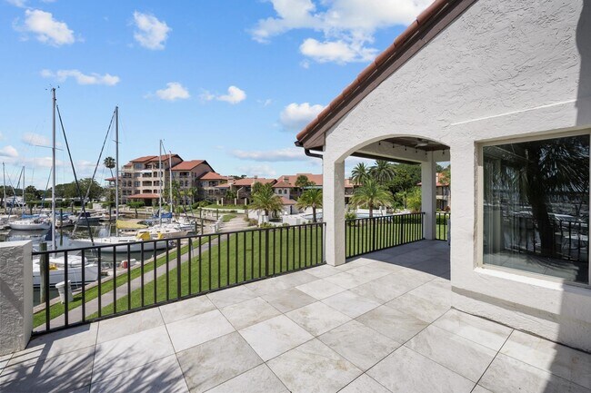 Building Photo - 3505 Harbor Dr