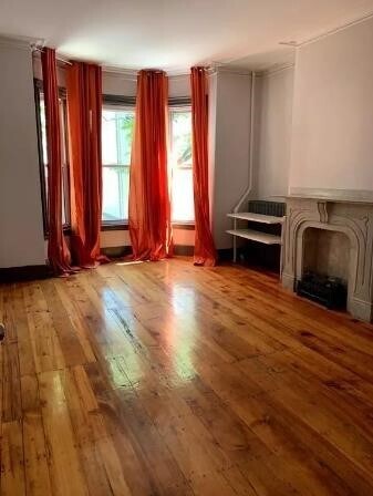 Building Photo - 140 Trenton St