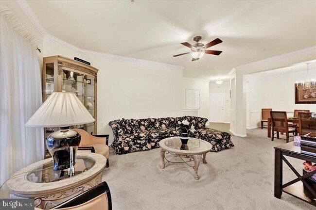 Building Photo - 11130 Chambers Ct