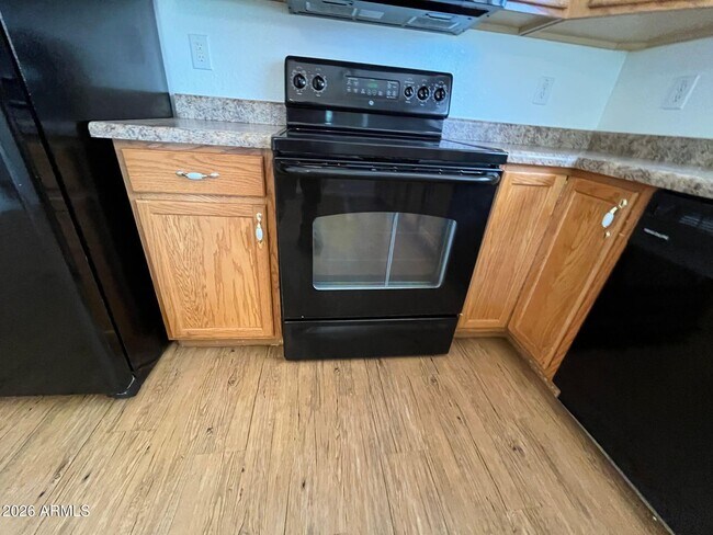 Building Photo - 29429 N Blackfoot Daisy Dr