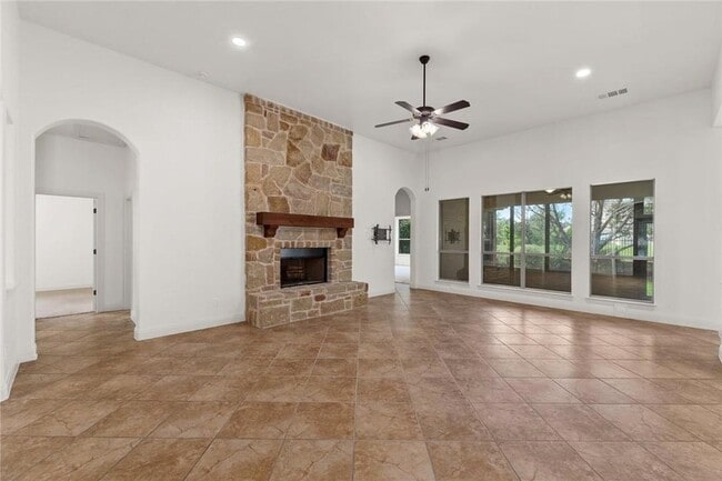 Building Photo - 4609 Mont Blanc Dr