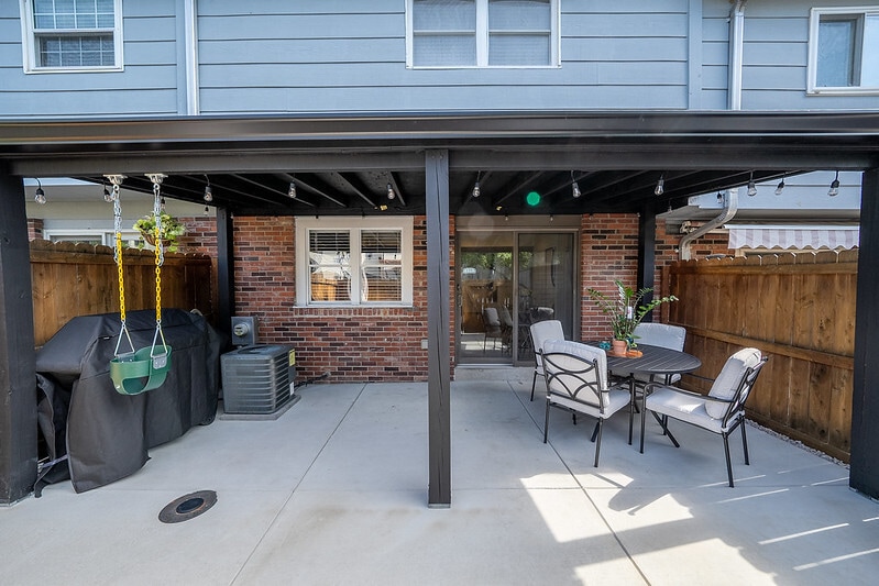 Building Photo - 2548 Grayland Walk