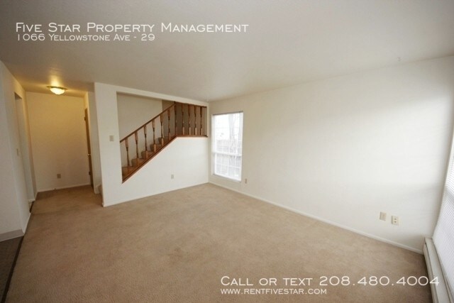 Building Photo - 1066 Yellowstone Ave
