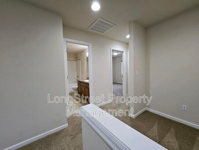 Building Photo - 6355 SE Imagine Way