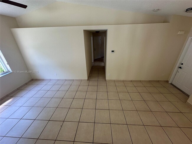 Building Photo - 2997 SW 179th Ave
