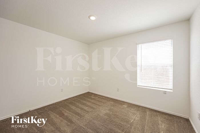 Building Photo - 7266 Plow Run