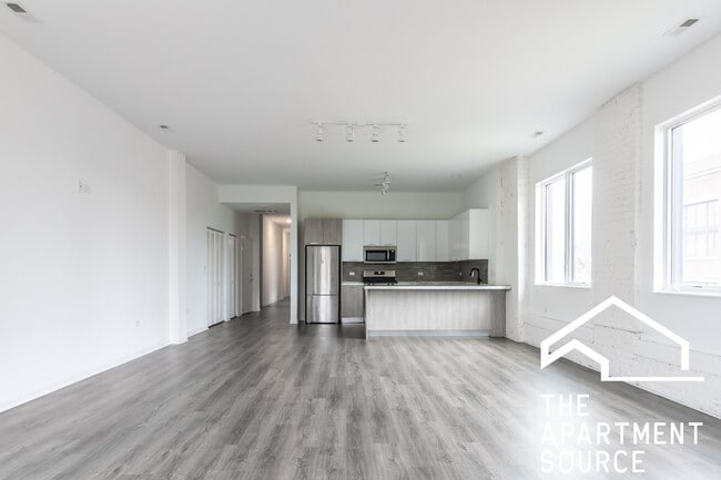 Building Photo - 2550 S Wabash Ave