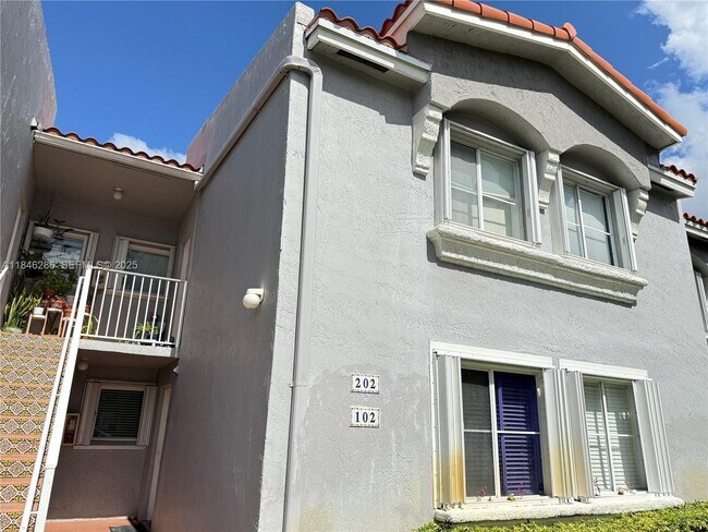 Building Photo - 4764 NW 114th Ave