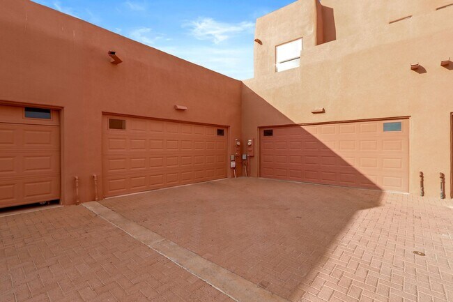 Building Photo - 4334 Nambe Ct