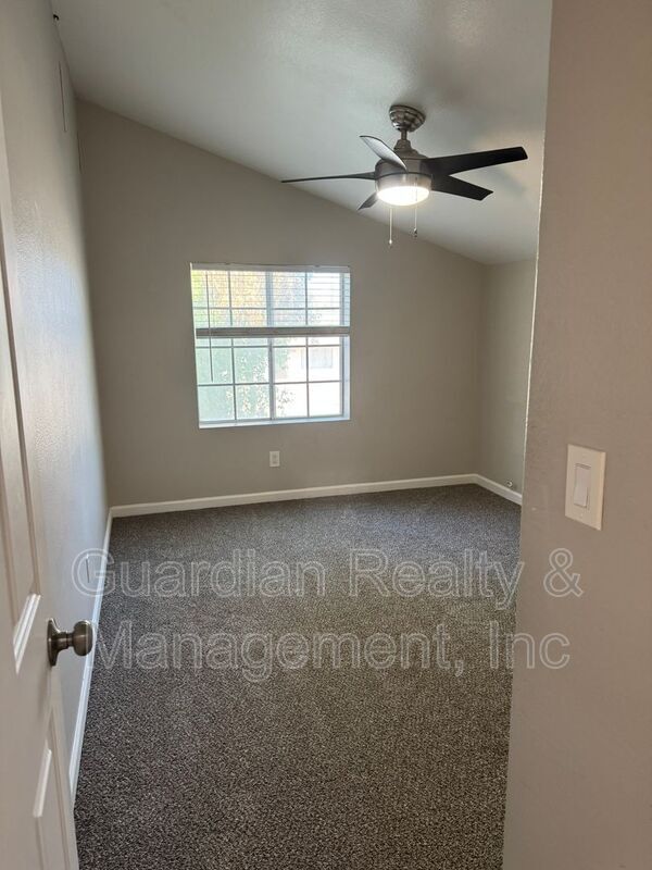 Building Photo - 2335 W Desiree Ln